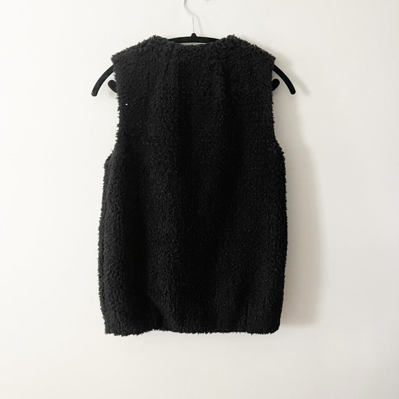 ✨ NWOT Black Chatou Vest | Aritzia - Picture 6 of 9